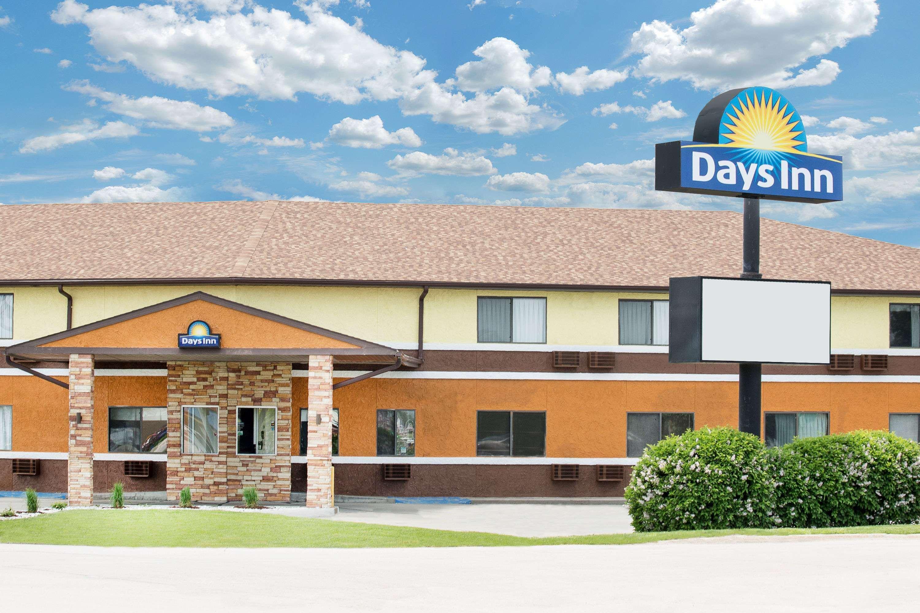 Days Inn By Wyndham York Exteriér fotografie