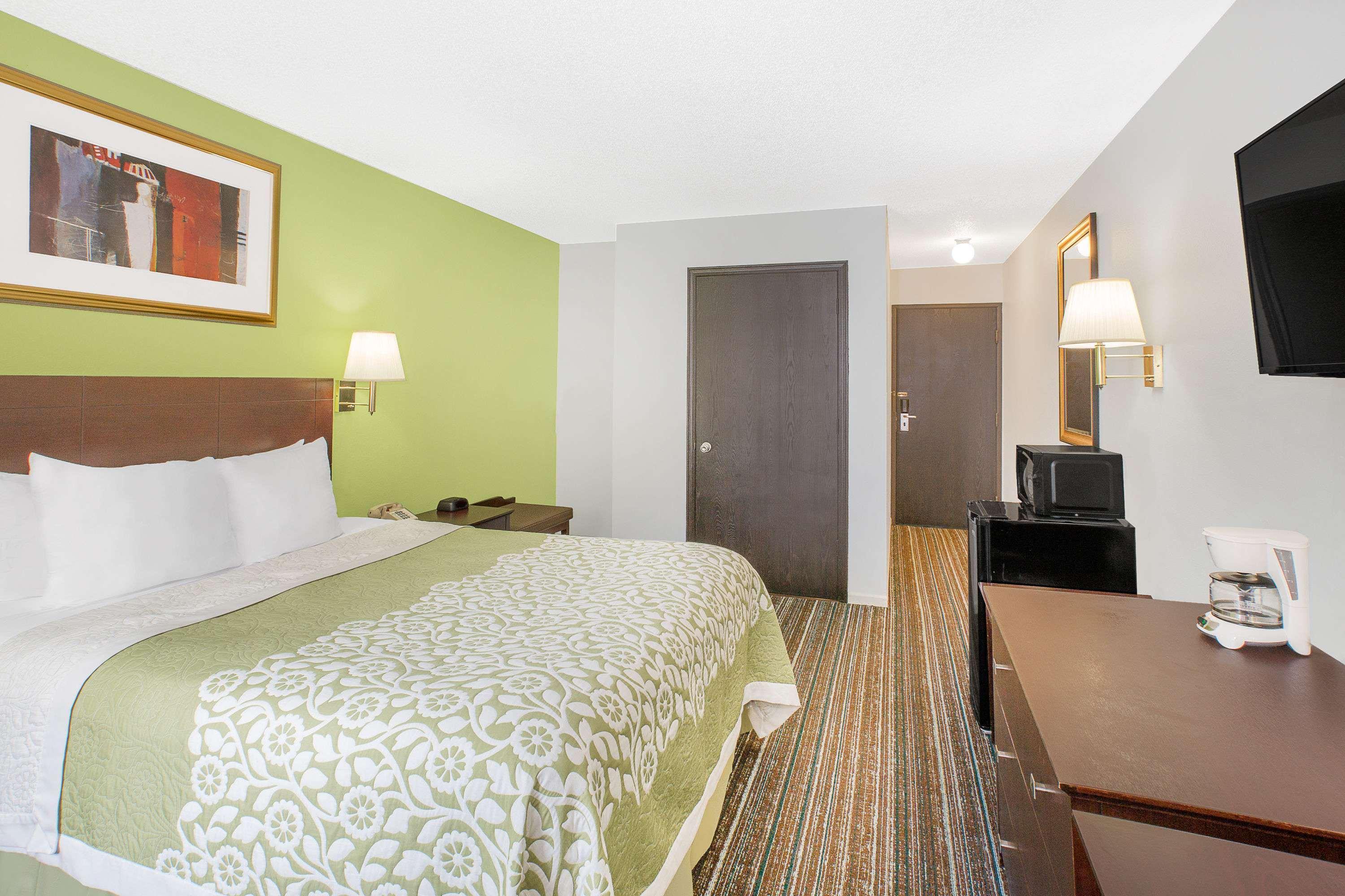 Days Inn By Wyndham York Exteriér fotografie